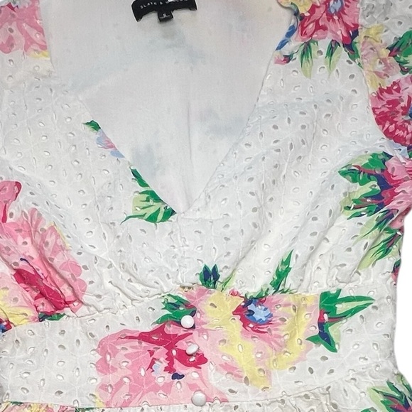 Slate and Willow Women’s size small Floral Eyelet Puff Sleeve Top tie back - Picture 6 of 9